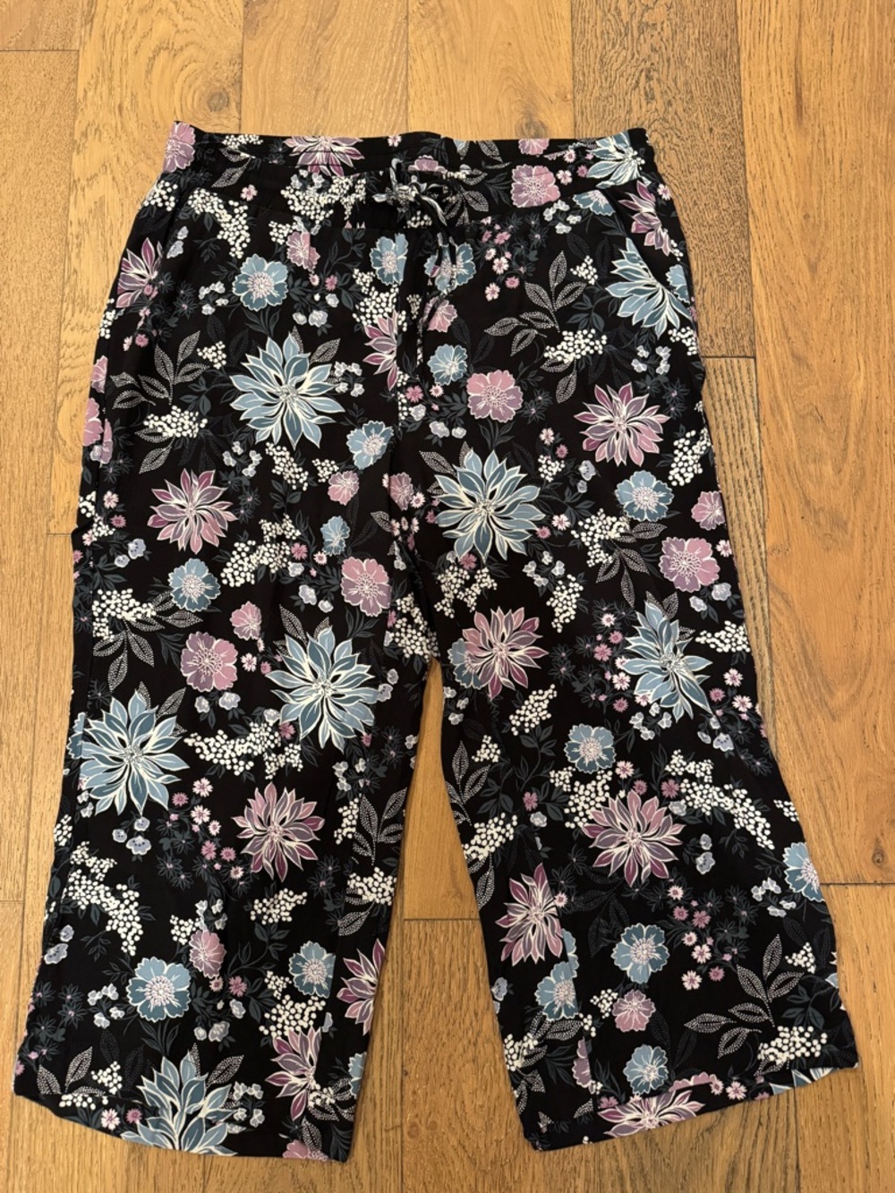 Loft Flowy Floral Pants